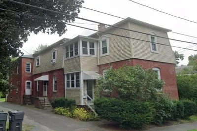 54 Williams St #1
