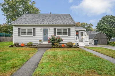 41 Long Pond Dr