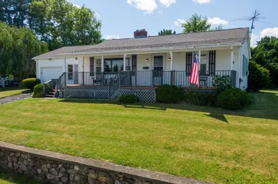 9 Gorski Ave 1