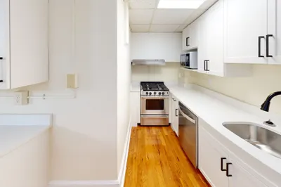 1401 Beacon St ##B03 1