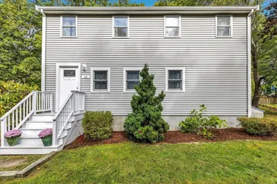 12 Mayflower Dr 1
