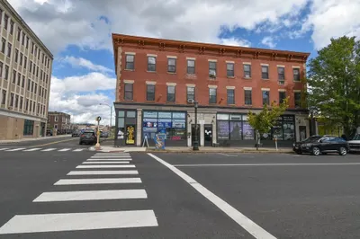 181-187 Chestnut St 1