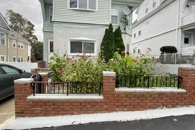 130 White St #1 1