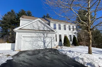 8 Aspen Avenue 1