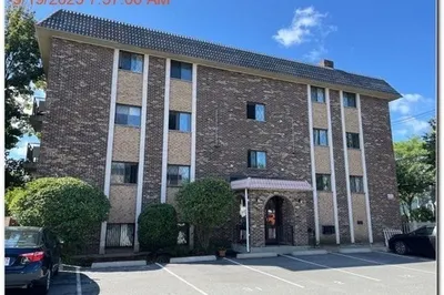 301 Lowell St #24