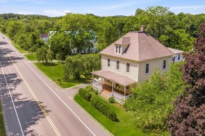 417 Westhampton Rd 1