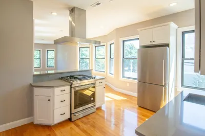 29 Cedar Pkwy #2