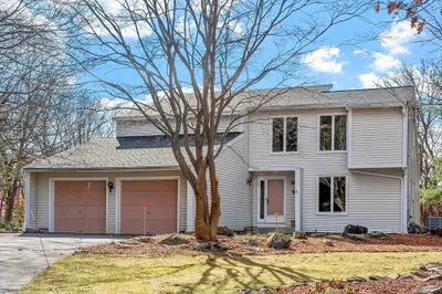 16 Wagontrail Rd 1