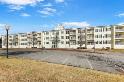 1818 Main Street #104 1
