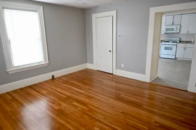 85 Pleasant Street #4 1
