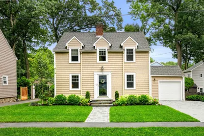 11 Arlington Rd