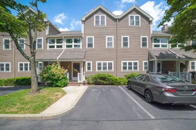 8 LoCust Lane #C