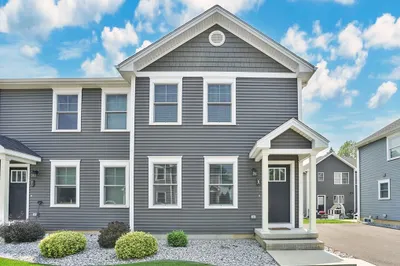 111 Union St #8 1