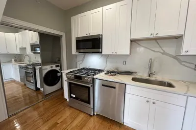 73 Pearl St #3