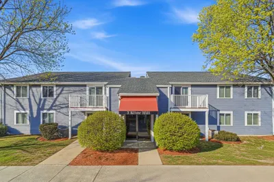 3 Silver Hill Ln #6 1