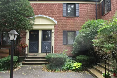 52 Grant Ave #1 1