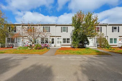 17 Bixby Road #4 1