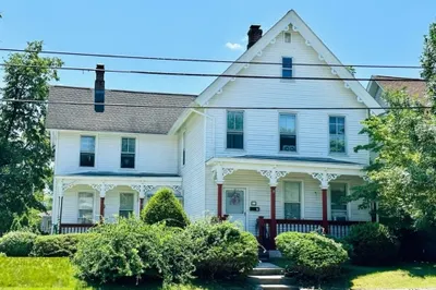75 Parker St