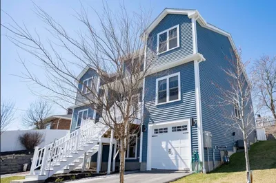 279 Suffolk Avenue #1