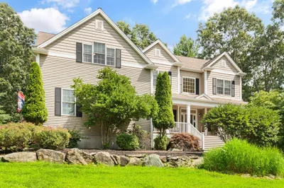 70 Whipple Brook Rd 1
