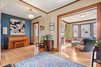 92 Claybourne St 1