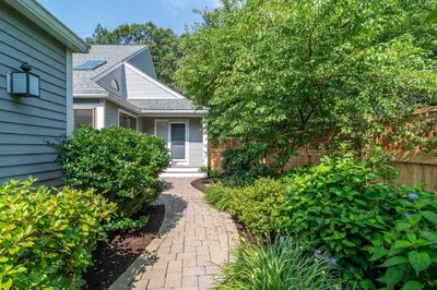 12 Cutting Cross Way #12 1