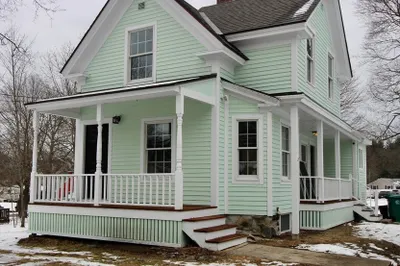 67 Pond Street 1