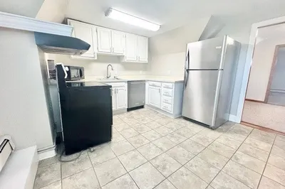 7 Berkmans St #2