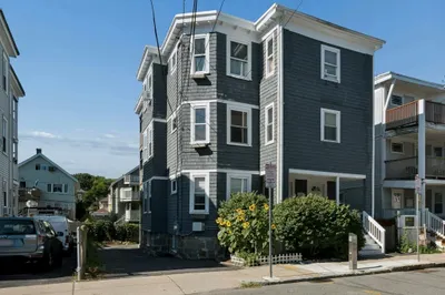 10-12 Colgate Rd #2 1