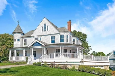 6 Lakeview Road 1
