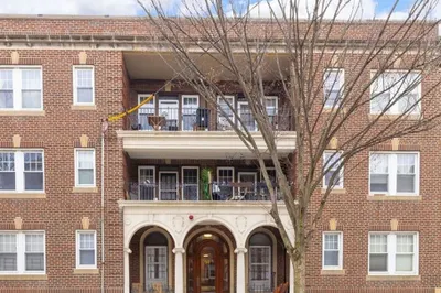 14 Melvin Ave #11