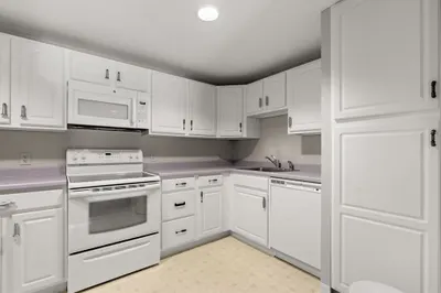 2 Ocean Ave #1M