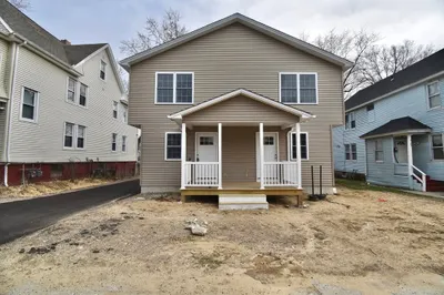 17-19 Edgewood St 1