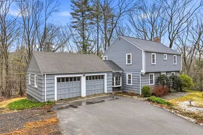 22 Hilltop Rd 1