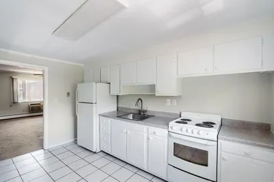 56 Bryon Rd #5