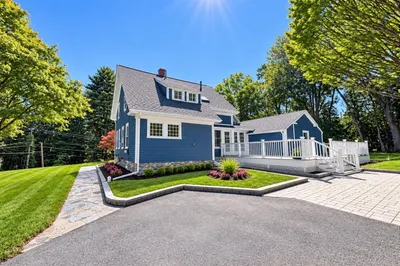 8 Pemberton Rd 1
