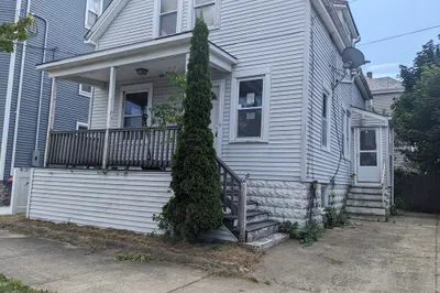 54 Query St