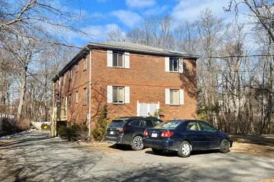 56 Concord St #5B 1