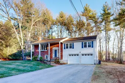20 Forest St 1