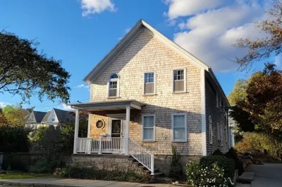 53 Locust St 1