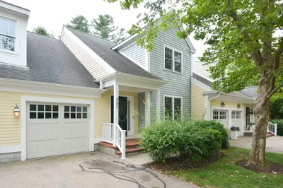 203 Godfrey Dr #203
