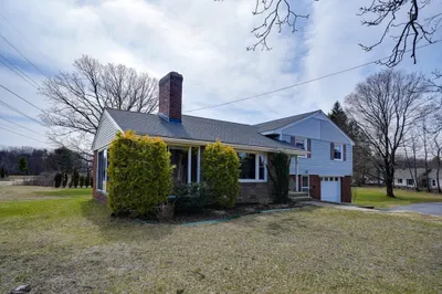 95 Grove St 1