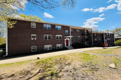 261 Boston Post Rd E Rd #3