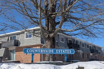 176 Maple Ave #5-32 1