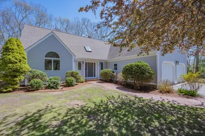 98 Whistleberry Drive 1