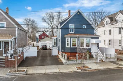 95 Oakville St
