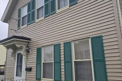 114 Oak St 1