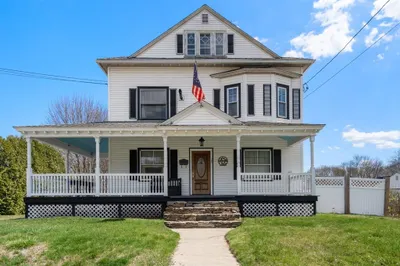 29 Schofield Ave 1