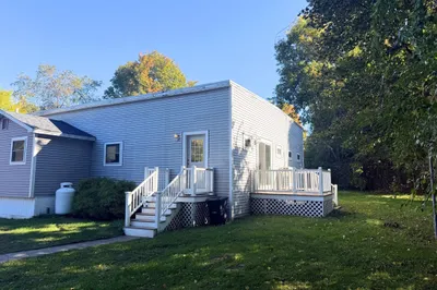 111 Elm St #3 1