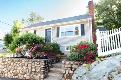 17 Ash St #17